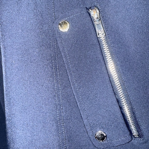 Lightly worn Tommy jacket ! Perfect for winter - Picture 3 of 12